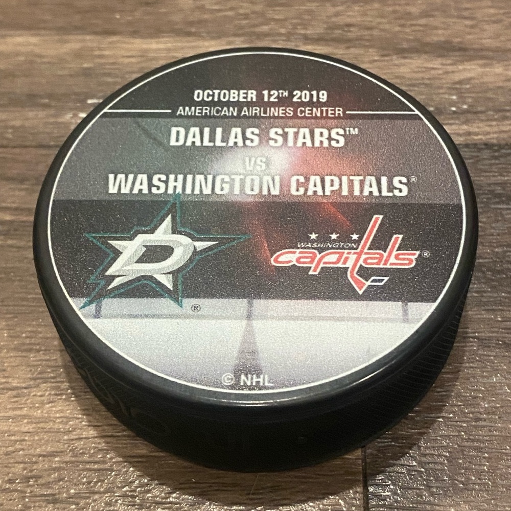 Washington Capitals vs Dallas Stars NHL Official Match Up Hockey Puck